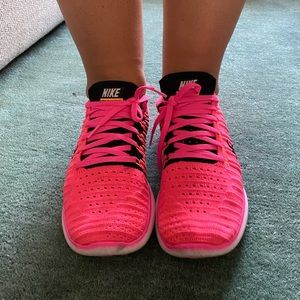 Nike FREE RN flynit sneakers